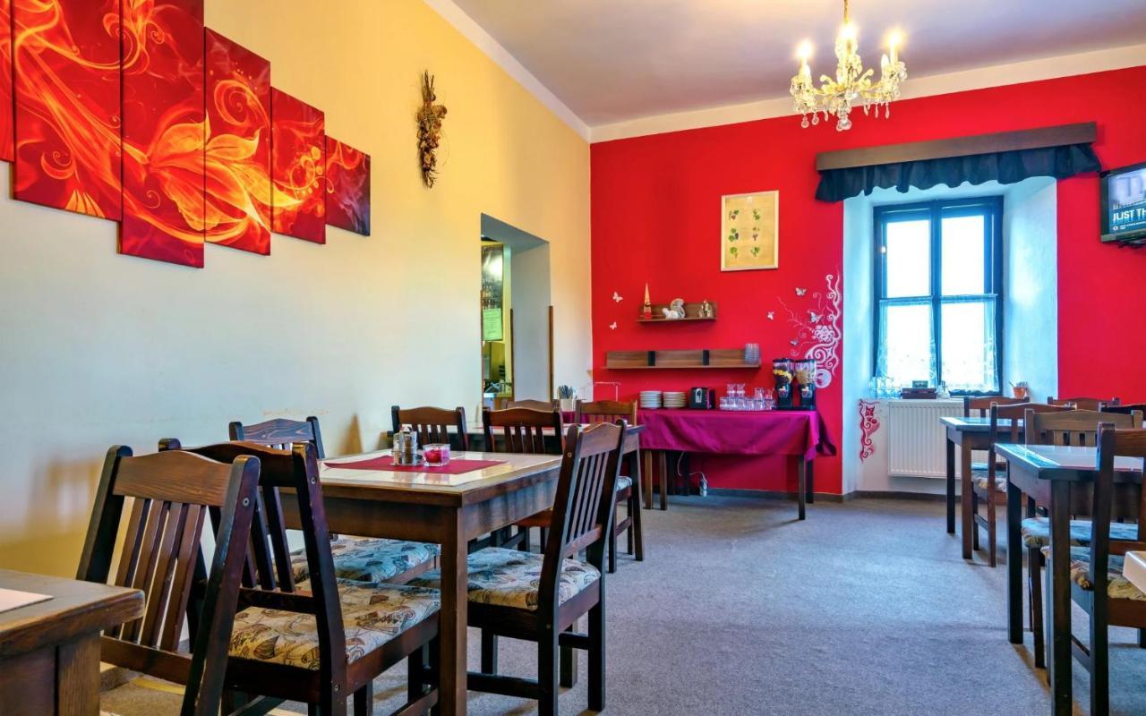Hotel Stara Skola Na Sumave Hořice na Šumavě Dış mekan fotoğraf