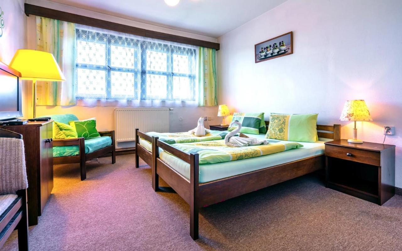 Hotel Stara Skola Na Sumave Hořice na Šumavě Dış mekan fotoğraf